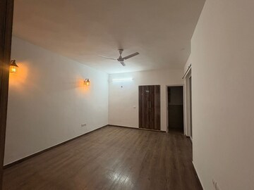  3.5 BHK Apartment at Emaar Palm Gardens, Sector 83 – for Sale