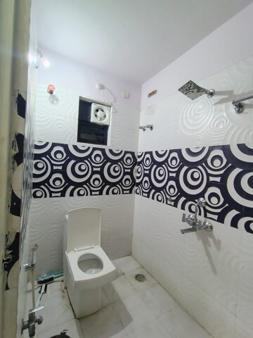 Bathroom in 2 BHK Apartment at Manish Nagar – for Rent