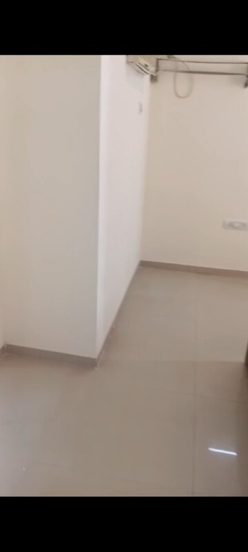 Master Bedroom in 1.5 BHK Apartment at Lodha Casa Bella, Dombivli East – for Rent