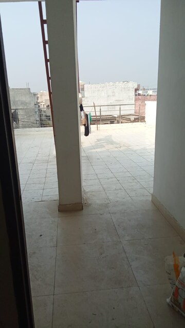 1 BHK Builder Floor – Exterior View View at Paryavaran Complex - for Rent