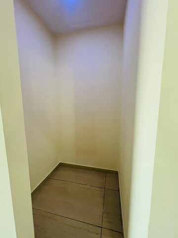 Room in 3 BHK Apartment at Gaur Saundaryam, Tech Zone 4 Greater Noida – for Rent
