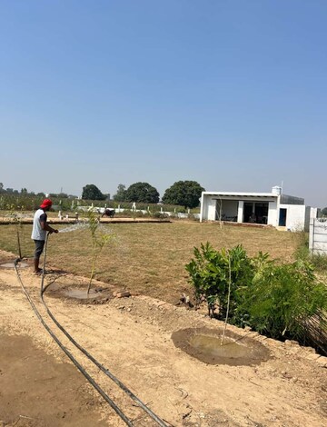 Plot For Sale in Jewar