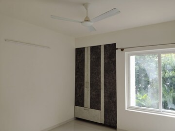 Room in 2 BHK Apartment at Casagrand Lorenza, Kogilu – for Rent