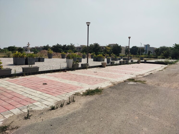 undefined, omaxe-new-chandigarh  200 Sq.Yd. Plot In North Mullanpur Chandigarh 7971527