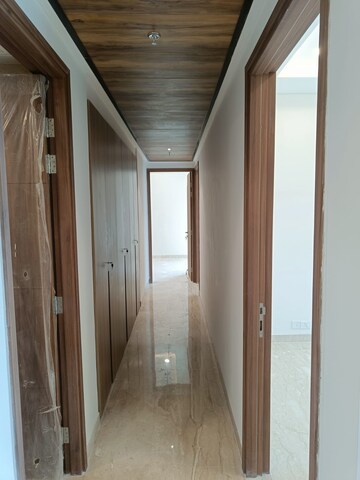 Building Lobby in 2 BHK Apartment at Ambience Creacions, Sector 22 – for Rent
