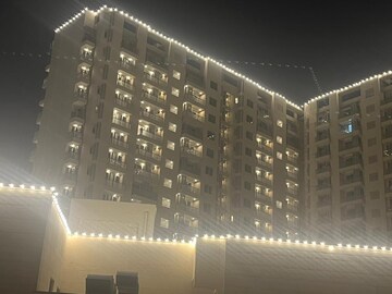 2 BHK Apartment For Rent in Ambience Creacions, Sector 22