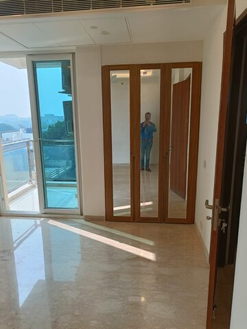 Building Lobby in 2 BHK Apartment at Ambience Creacions, Sector 22 – for Rent