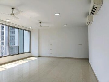 3 BHK Apartment For Rent in Oberoi Realty Esquire Goregaon East Mumbai  7971615