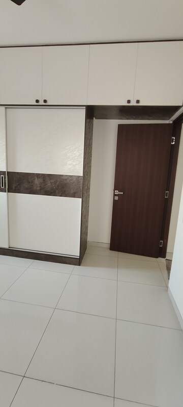 Furnished Amenities in 2 BHK Apartment at Century Breeze, Jakkuru – for Rent