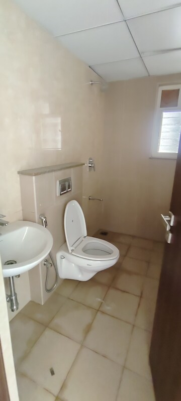 Bathroom in 3.5 BHK Apartment at Century Breeze, Jakkuru – for Rent
