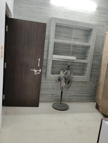 Master Bedroom in 2 BHK Independent House at Vikas Nagar – for Rent