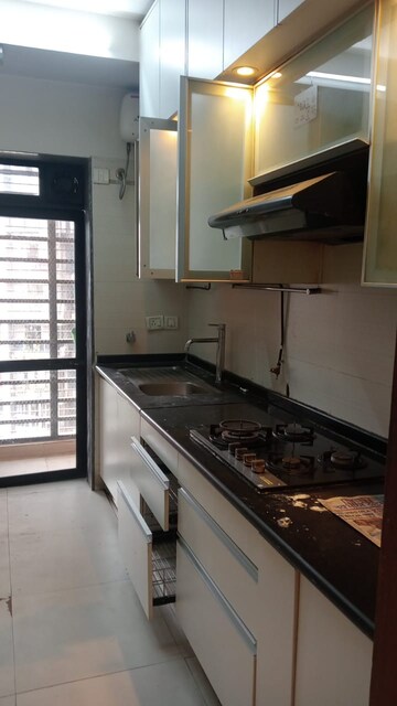Kitchen in 2.5 BHK Apartment at Lokhandwala Sapphire Heights, Kandivali East – for Sale