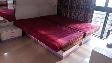 Bedroom in 2.5 BHK Apartment at Lokhandwala Sapphire Heights, Kandivali East – for Sale
