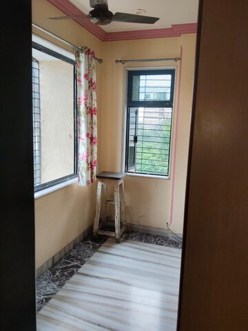 Room in 2 BHK Apartment at Dadar West – for Rent