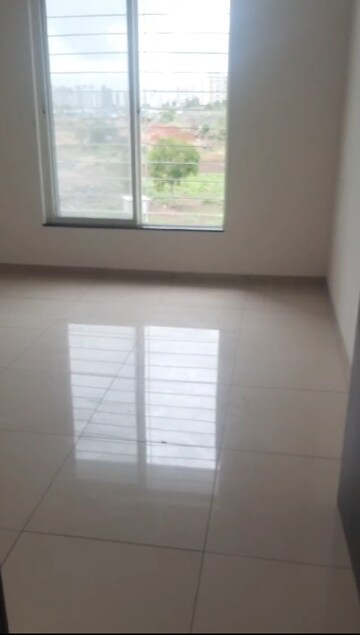 Room in 1 BHK Apartment at VJ YashOne Infinitee, Tathawade – for Rent