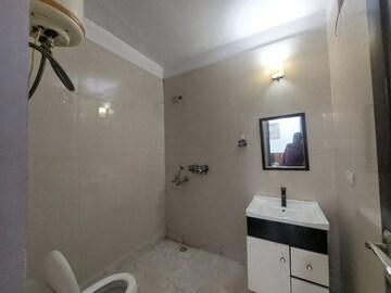 Bathroom in 3 BHK Builder Floor at Sector 28 – for Rent