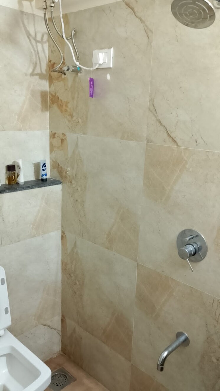 Bathroom, star-sayba-icon 1 Bedroom 418 Sq.Ft. Apartment In Kurla West Mumbai 7971695