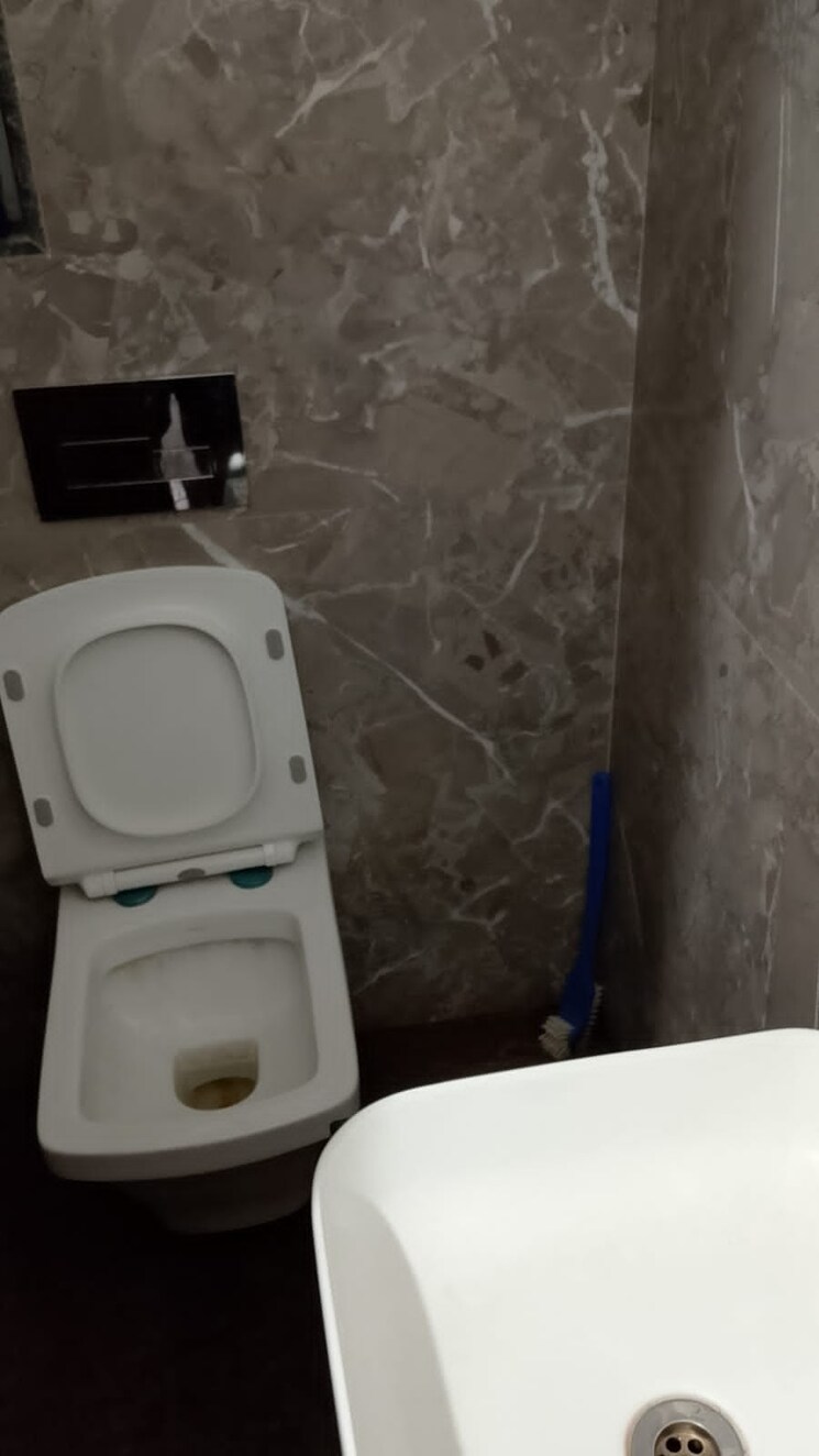 Bathroom, star-sayba-icon 1 Bedroom 418 Sq.Ft. Apartment In Kurla West Mumbai 7971695