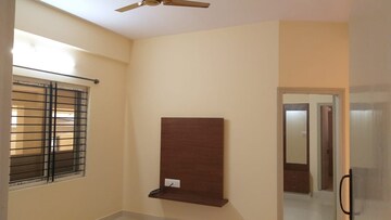 Room in 1 BHK Apartment at Doddanekkundi – for Rent