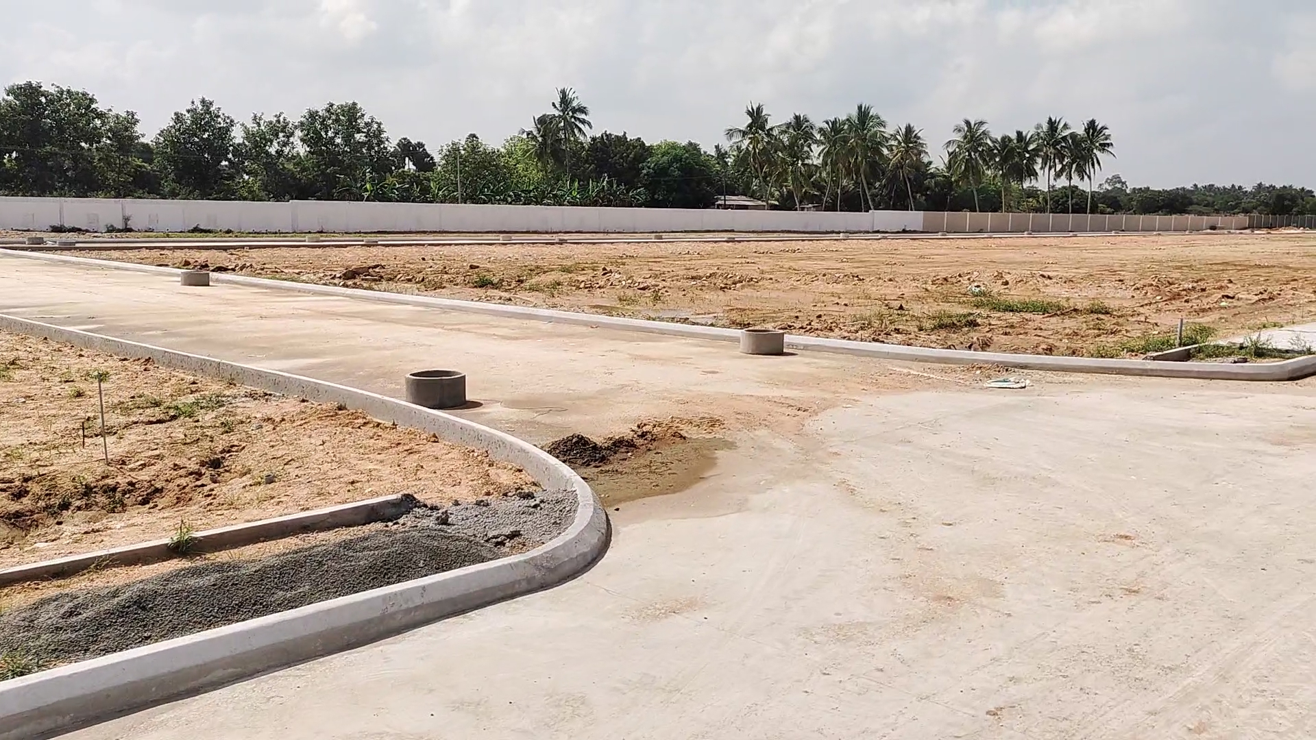 Plot For Sale in Prestige Maha Nagar 