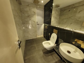 Bathroom in 4 BHK Apartment at Chembur – for Rent