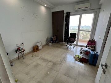 Living Room in 2.5 BHK Apartment at Antriksh Golf View, Sector 78 – for Rent
