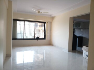 Room in 2 BHK Apartment at Royal Classic Co Op Society, Andheri West – for Rent