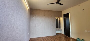 Room in 2.5 BHK Apartment at Incor Carmel Heights, Whitefield – for Rent