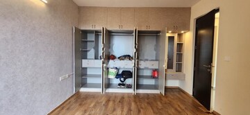 Room in 2.5 BHK Apartment at Incor Carmel Heights, Whitefield – for Rent