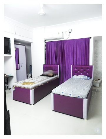  Pg For Rent in Vakola