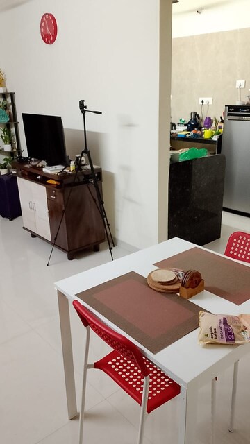  1 BHK Apartment at Hari Pearl Hans Residency, Kurla – for Rent