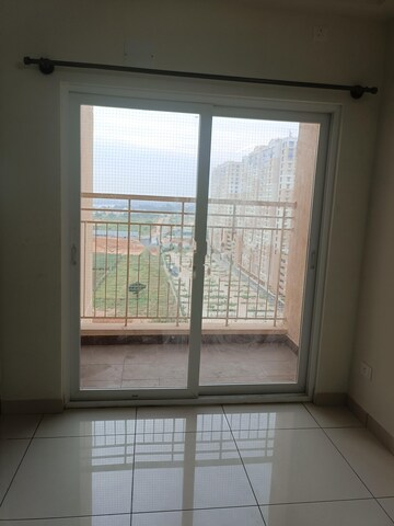 Room in 2 BHK Apartment at Prestige Finsbury Park Hyde, Bagaluru  – for Rent