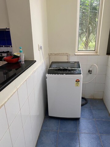 Furnished Amenities in 3 BHK Apartment at Prestige Palms, Whitefield – for Rent