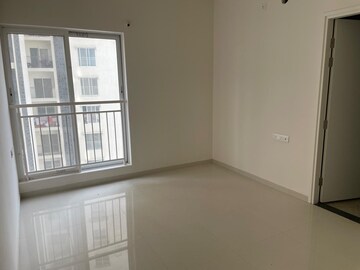 Room in 2 BHK Apartment at Godrej Nurture Pune, Mamurdi – for Rent
