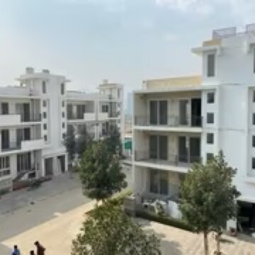 4 BHK Villa – Exterior View View at Central Park 3 Flower Valley, Sohna Sector 33 - for Rent