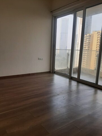 Room in 2 BHK Apartment at LnT Realty Crescent Bay, Parel – for Rent