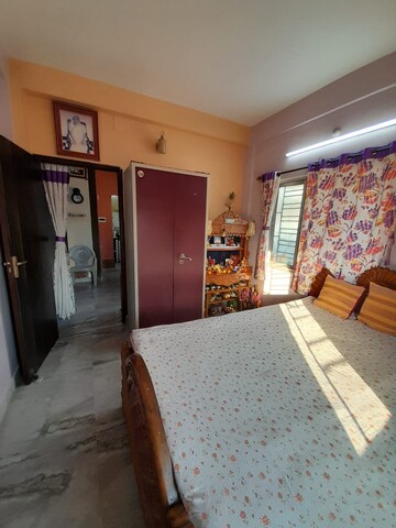 Bedroom in 2 BHK Builder Floor at Jayshree Park – for Sale