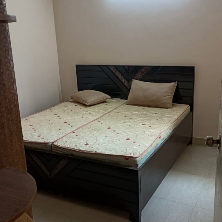 Bedroom, signature-orchard-avenue-2 1 Bedroom 400 Sq.Ft. Apartment In Hayatpur Gurgaon 7972196