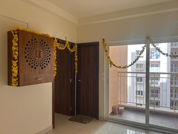 Building Lobby in 2.5 BHK Apartment at Prestige Finsbury Park Regent, Bagaluru  – for Rent