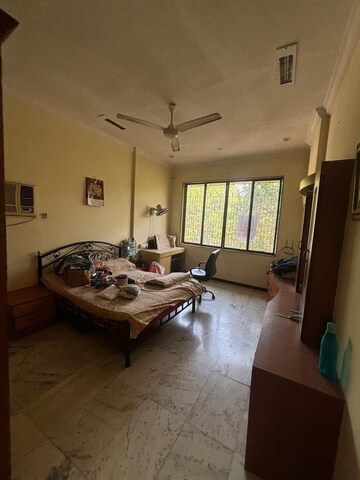 Room in 4 BHK Apartment at Jimmy Tower Apartment, Kopar Khairane – for Sale