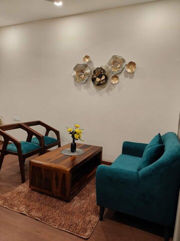 Living Room in 1 RK Apartment at Sector 52 – for Rent