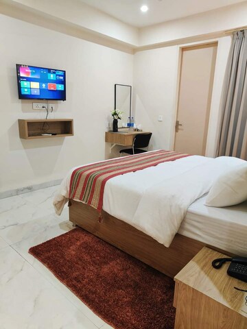 Master Bedroom in 1 RK Apartment at Sector 52 – for Rent