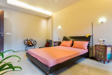 Bedroom in 3 BHK Apartment at Panchsheel Enclave – for Rent