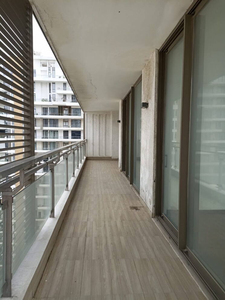 Balcony, m3m-golf-estate 4 Bedroom 4785 Sq.Ft. Apartment In Sector 65 Gurgaon 7972389