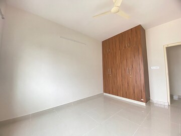 Room in 3 BHK Builder Floor at Hsr Layout – for Rent