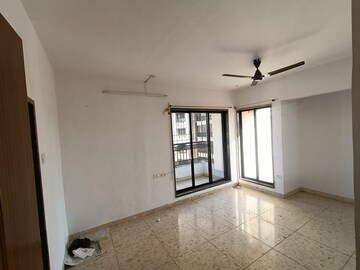 Room in 2 BHK Apartment at Swastik Regalia, Waghbil – for Rent