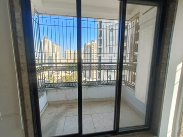Room in 2 BHK Apartment at Swastik Regalia, Waghbil – for Rent