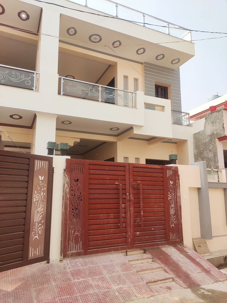 3 BHK Independent House For Sale in Jankipuram Extension
