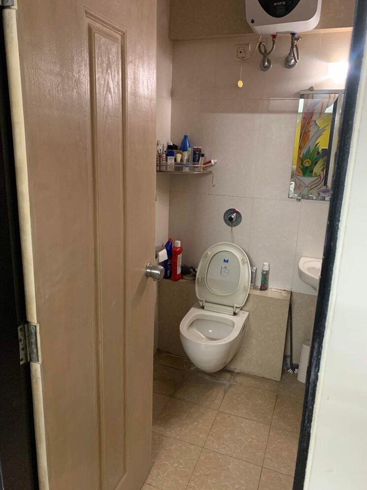 Bathroom, neelkanth-auris 3 Bedroom 895 Sq.Ft. Apartment In Khanda Colony Navi Mumbai 7972449