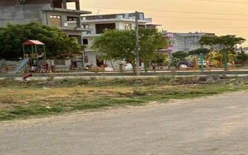 Plot For Sale in Bharthal